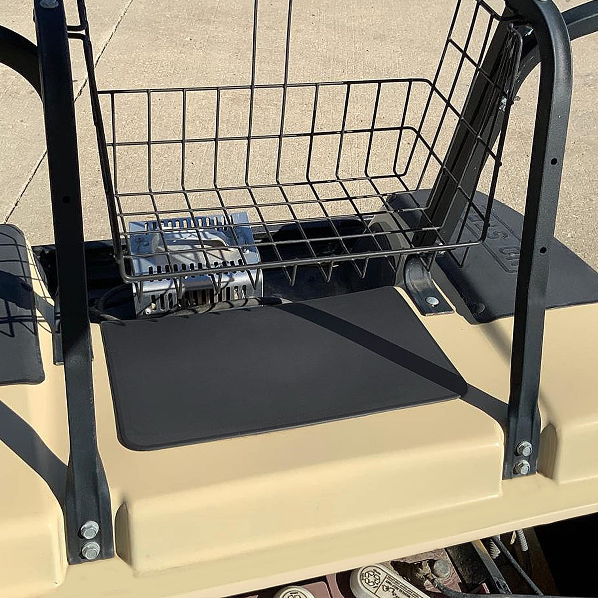 10L0L Durable replacement with clips for easy reinstallation.