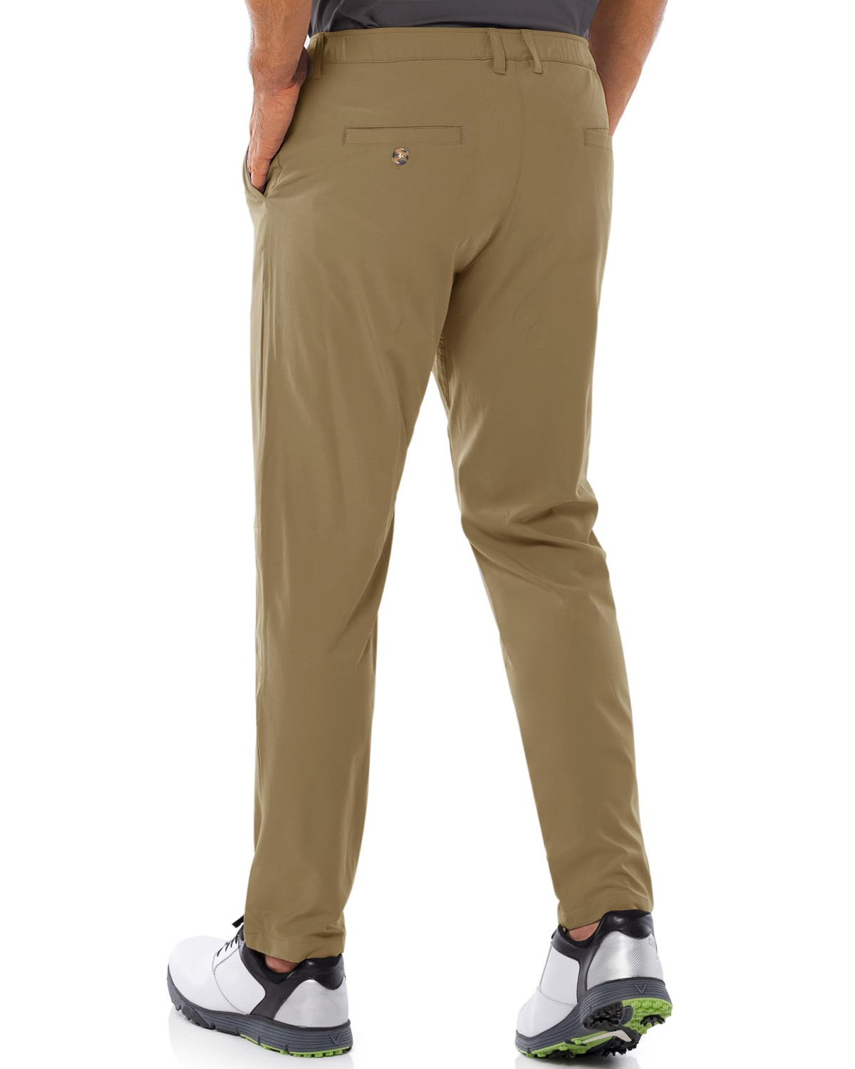 33,000ft hidden zip pocket provides secure storage for tees and scorecards.