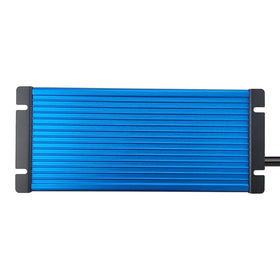 Abakoo 3-pin round plug detail highlighting Club Car compatibility.