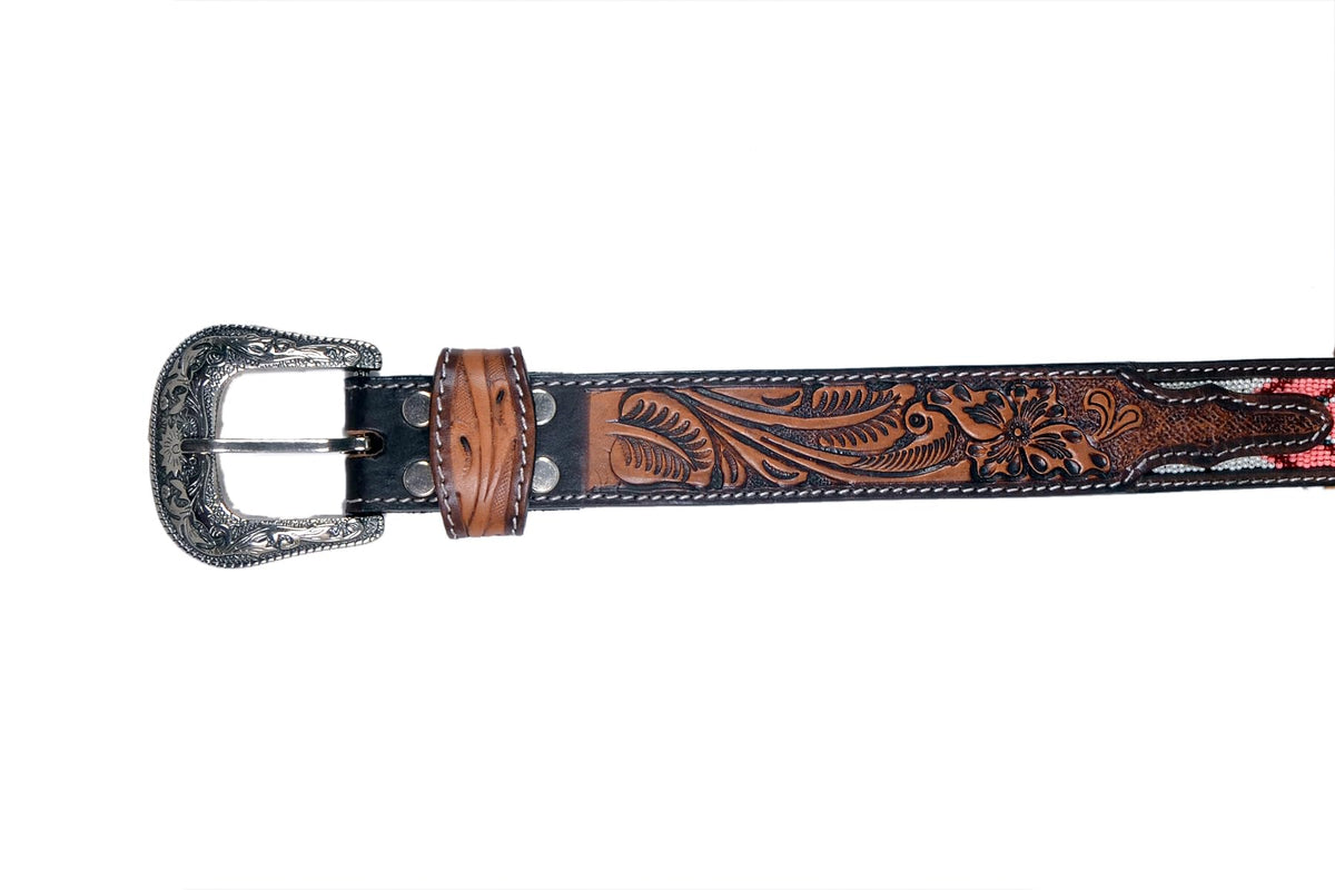 Affilare contrast white stitching highlights the belt's artisanal finish and depth.