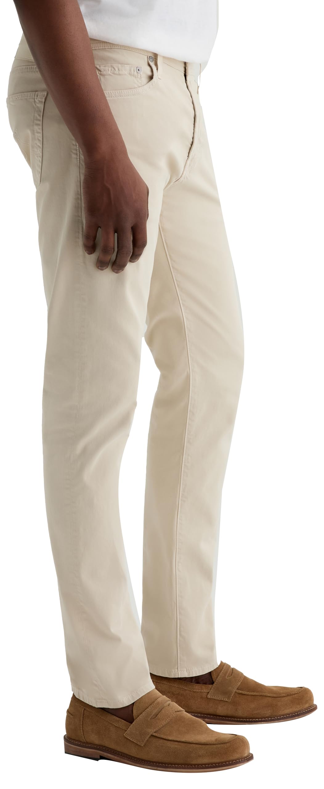 Knee area of AG Tellis Modern Slim pant demonstrating flexibility and movement