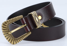 ALAIX women's belt offers full adjustability for a flexible fit.