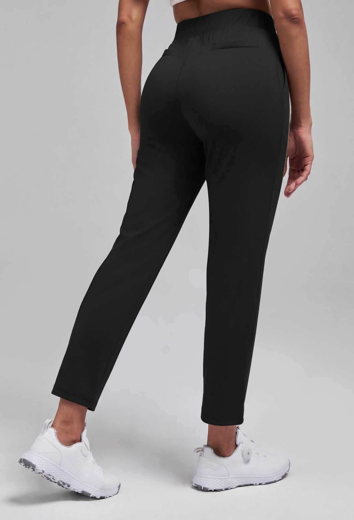 Alaroo fabric is quick-dry and moisture-wicking for active days.