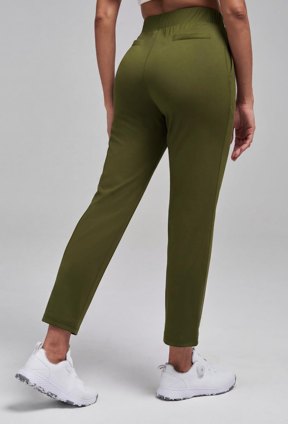 Alaroo pocket detail travel pants showcasing functional storage