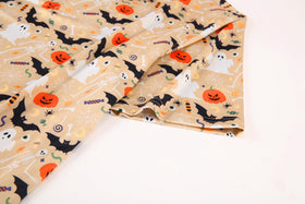 Alex Vando stretch fabric with 10% spandex supports unrestricted swings.