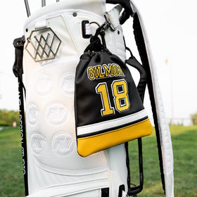 Aliennana Golf Valuables Pouch soft lining protects contents from impact while moving.