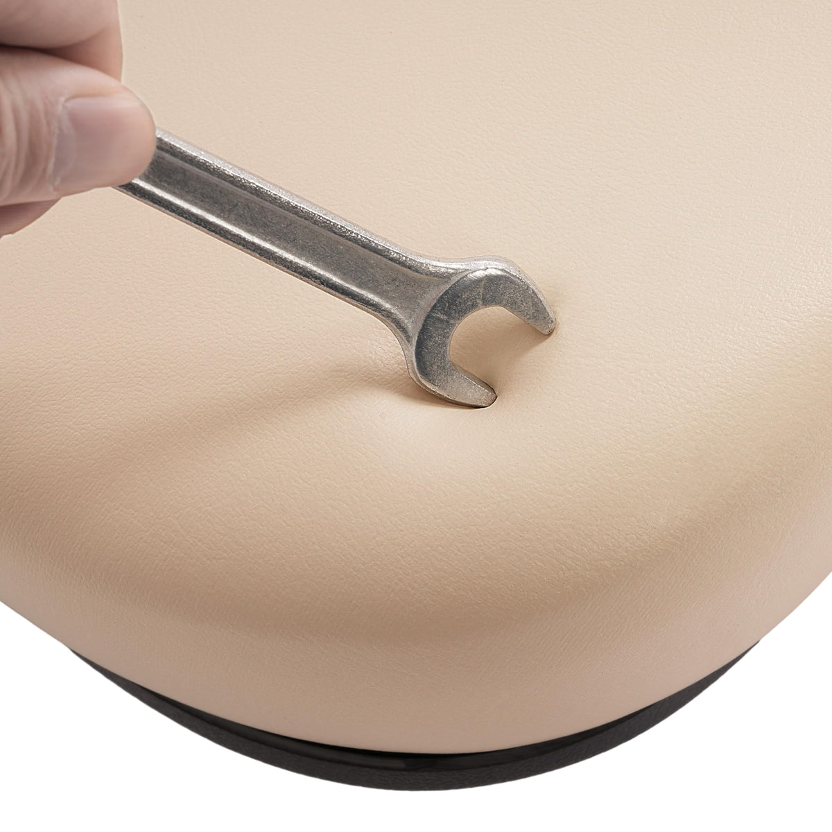 ALMULOO plastic shell resists rain and sun exposure.