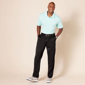 Amazon Essentials men's classic-fit stretch golf pant 33W-30L close-up  the fit