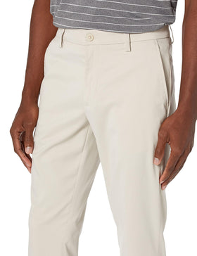 Amazon Essentials waistband closeup shows secure shirt-tucking performance.