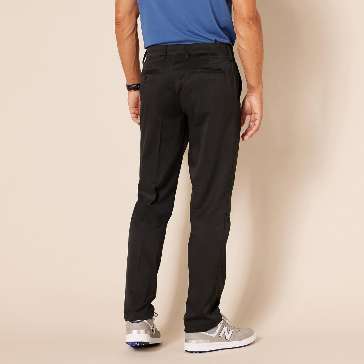 Amazon Essentials golf pants side profile highlighting stretch and mobility