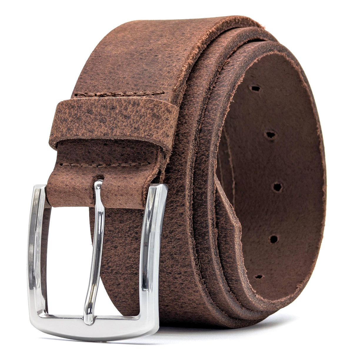 Ashford Ridge 40mm full-grain leather belt with classic buckle for timeless style.