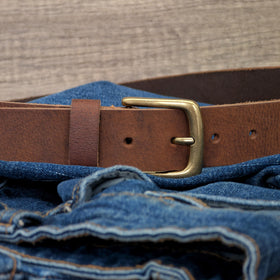 Ashford Ridge 5XL belt size display on model.