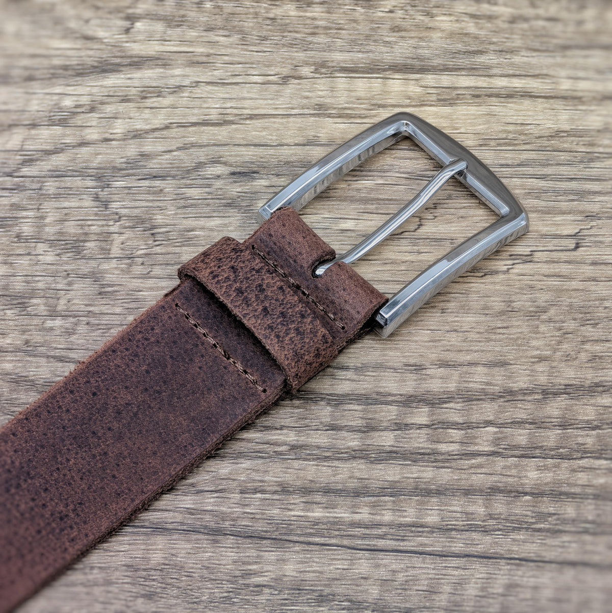 Ashford Ridge classic buckle belt packaging ready for gifting.
