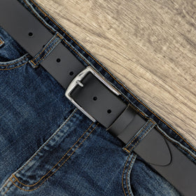 Sizing guide showing how to measure for Ashford Ridge belt.