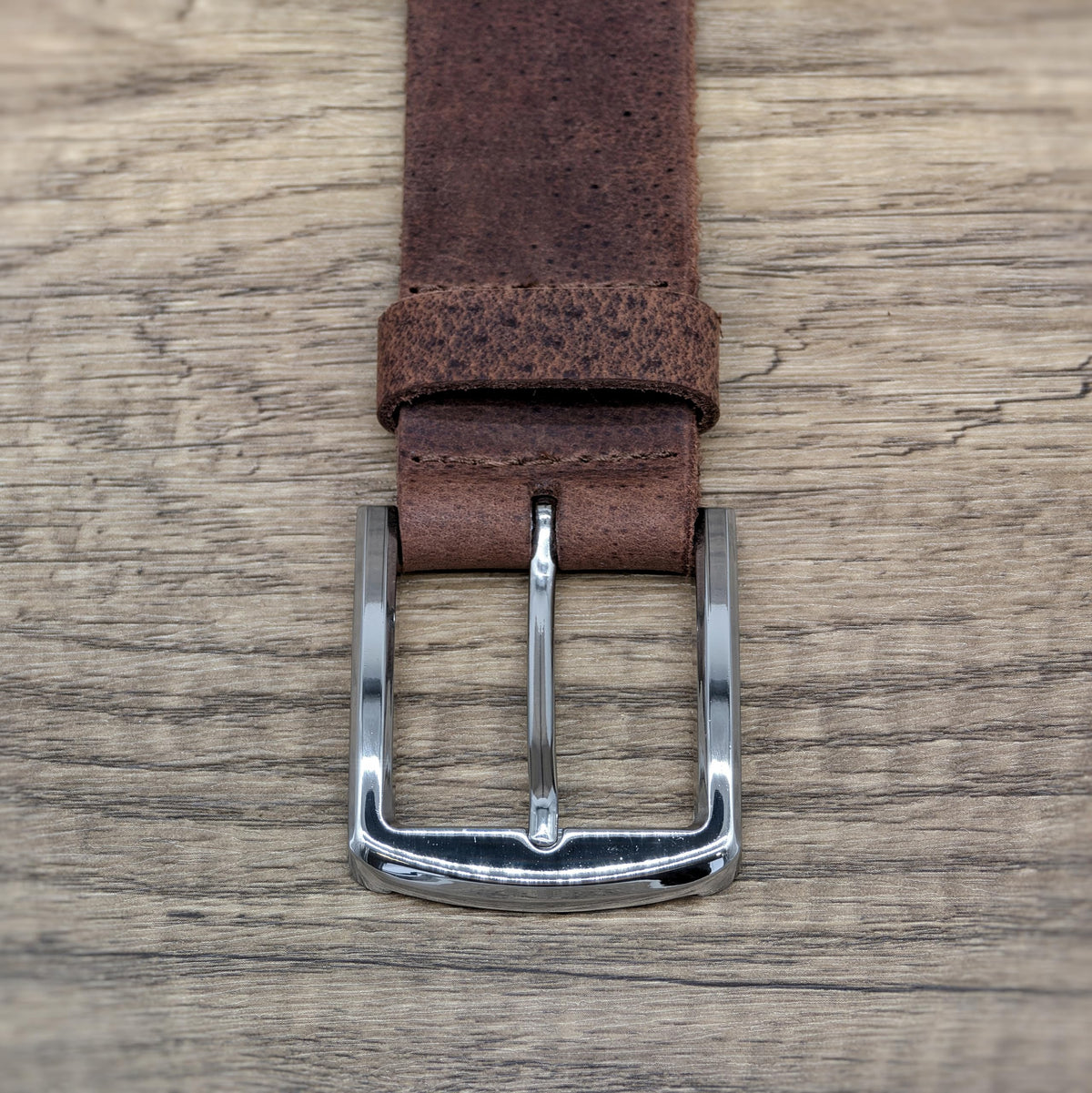 Ashford Ridge England-made craftsmanship reflects decades of leather belt making.