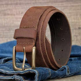 Ashford Ridge Made in England label underscoring craftsmanship.