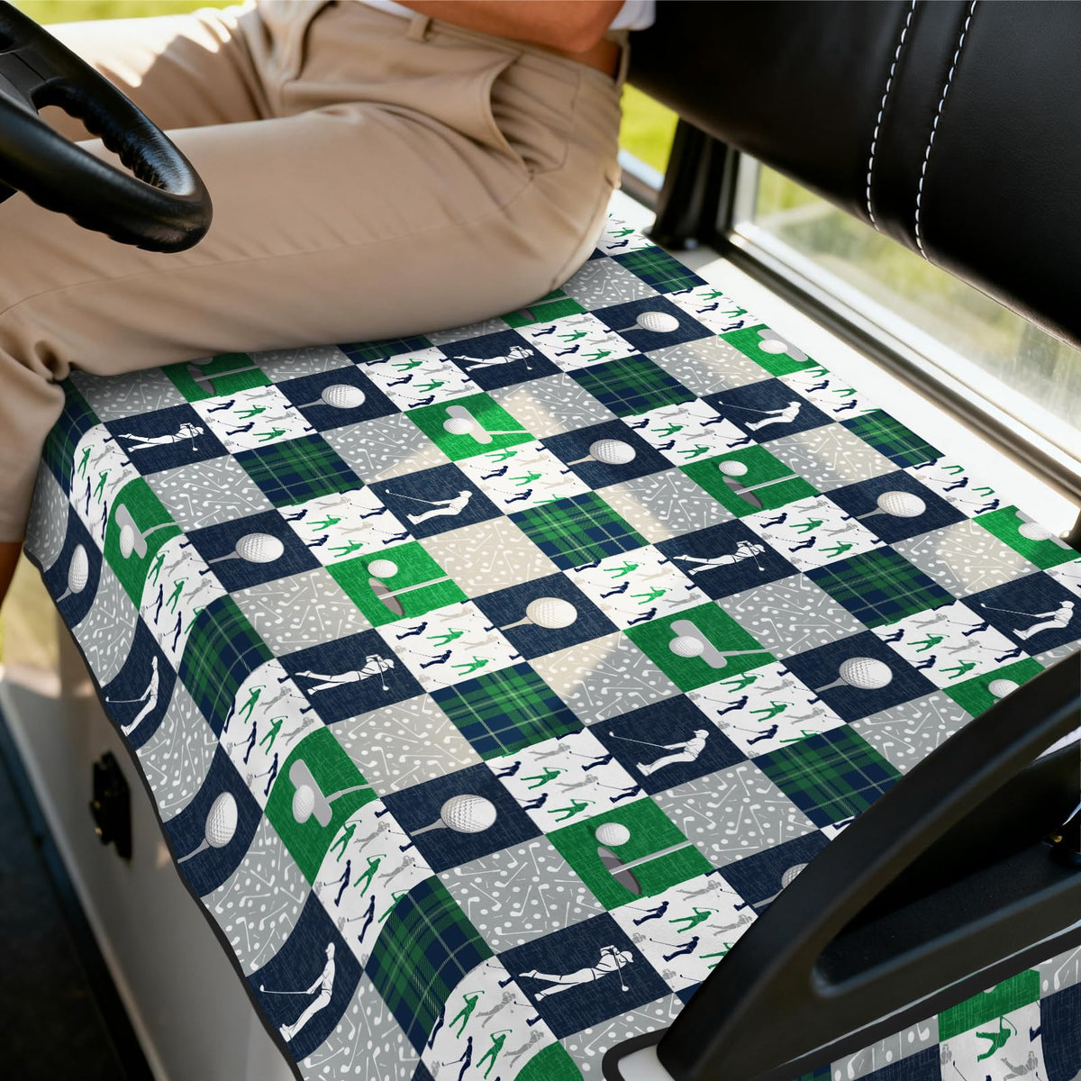 Awufncksn year-round comfort and protection for long golf days.