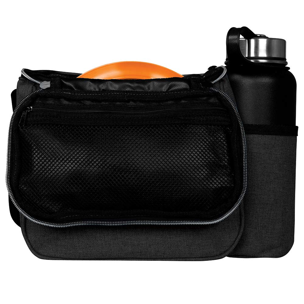 Axiom Discs Cell adjustable shoulder strap demonstrates quick comfortable adjustments.