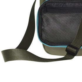 Axiom Discs Cell Bag olive with tropical blue and yellow accents for easy visibility.