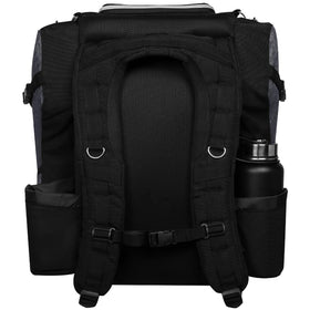 Axiom Discs Voyager Lite with three pockets keeps keys, wallet, and minis organized.