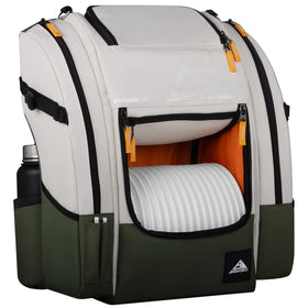 Padded shoulder straps on the Voyager Lite for comfortable long rounds.