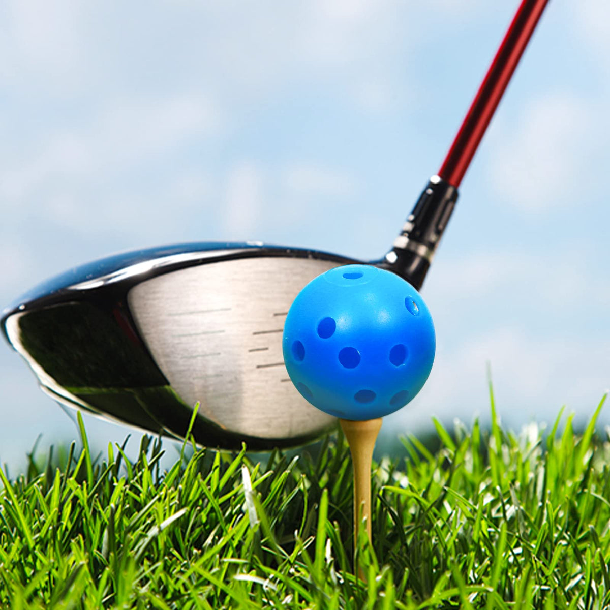 Bac-kitchen durable, lightweight training ball for home practice.
