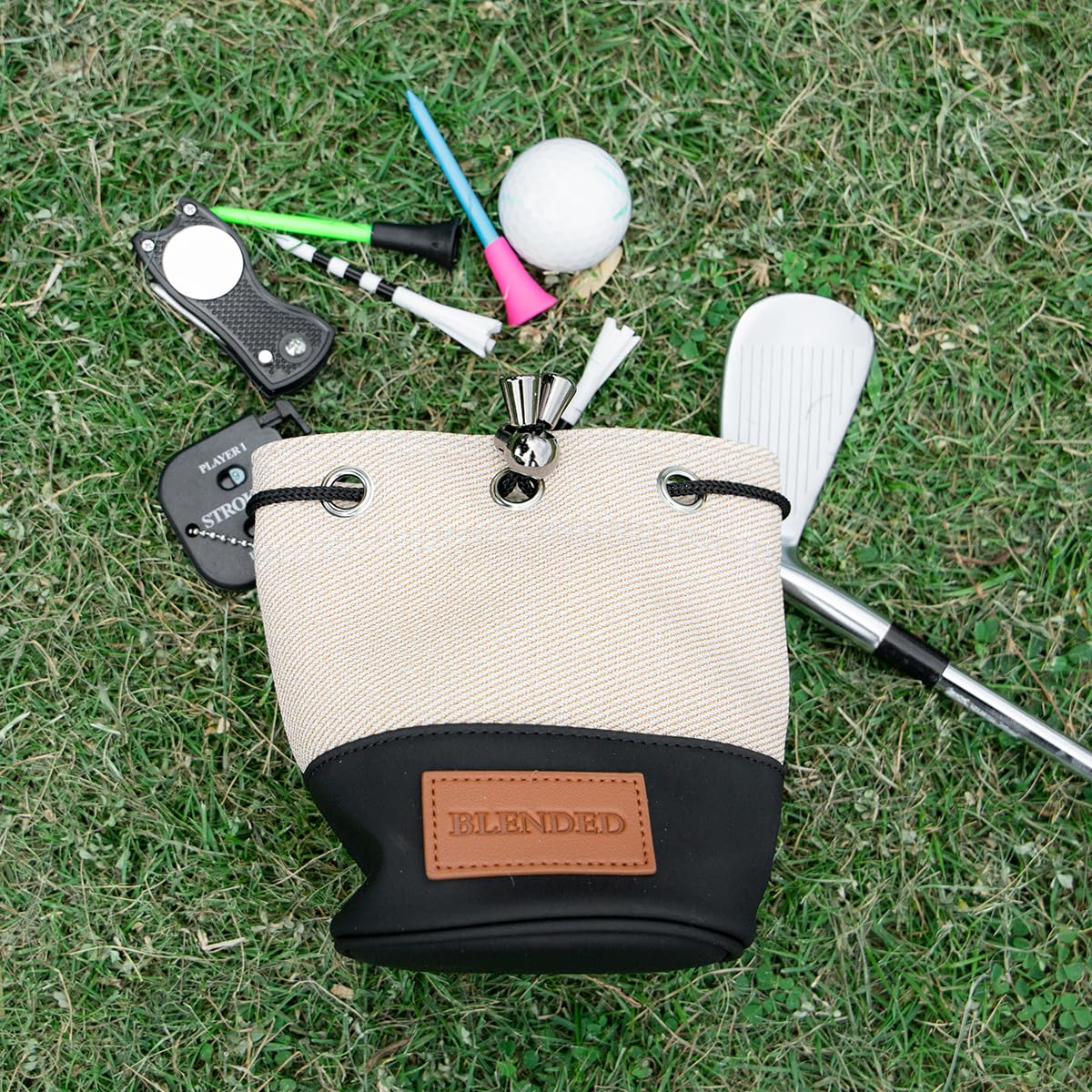 BAIRBRE golf bag in khaki and black for versatile on-course style.
