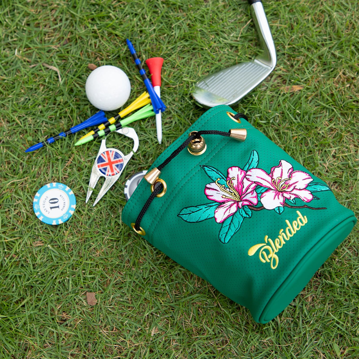 BAIRBRE tee bag pocket showing organized space for tees and small items