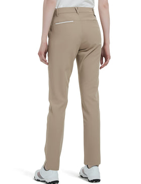 Bakery women's golf pants in quick-dry fabric to stay cool and dry.