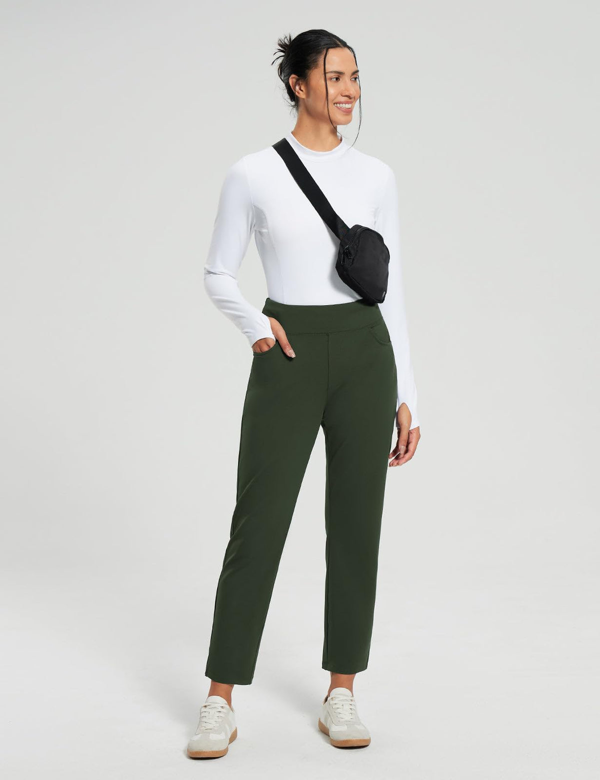 Baleaf fleece-lined pants four pockets for versatile trail storage
