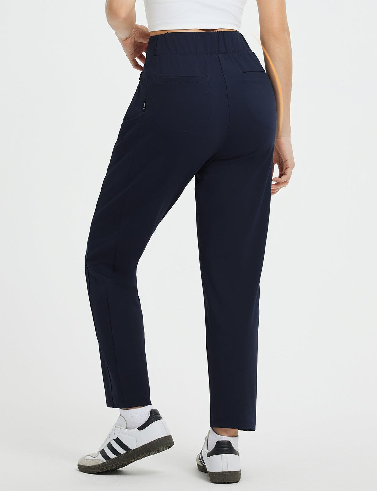 Baleaf moisture-wicking breathable fabric for all-day comfort