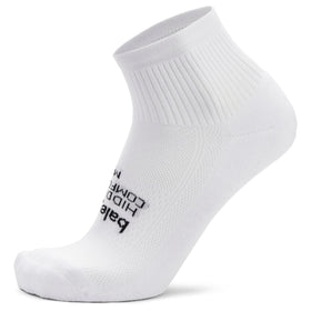 Balega Hidden Comfort quarter sock front view with plush cushioning for daily runs