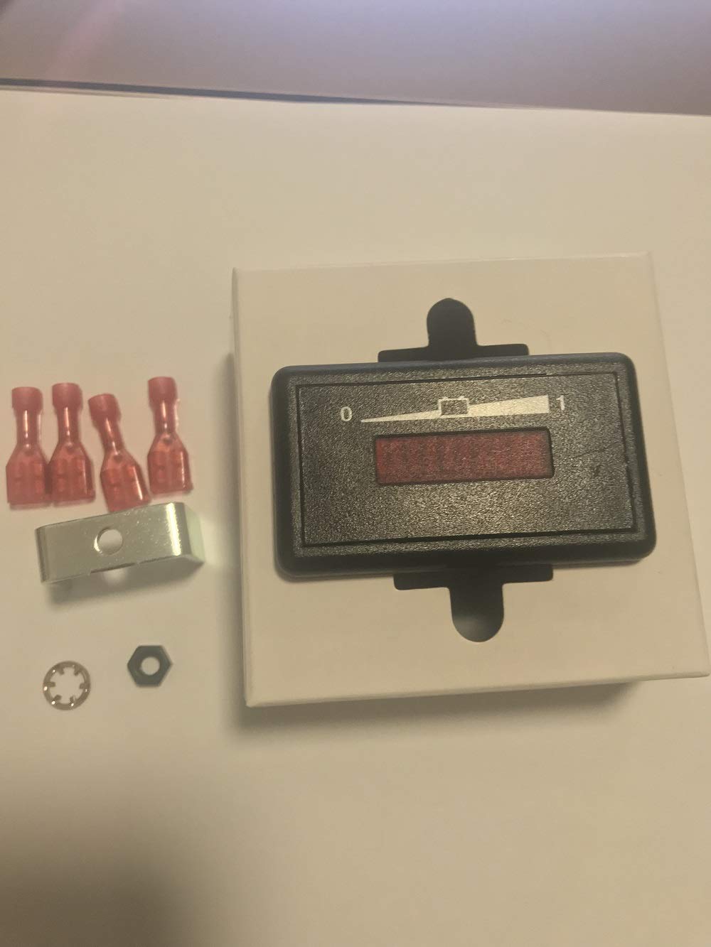 BeAcc 36V charge meter vertical readout shows battery status at a glance