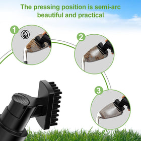 Beruth stiff nylon bristles deliver effective groove cleaning on clubs, balls, and shoes.