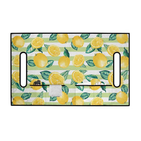 Biyejit four-front-pocket design keeps sunglasses, water bottle, and towels within reach.