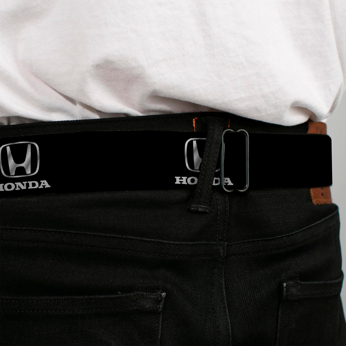 Buckle-Down one-inch wide kids belt for simple sizing and versatile outfits.