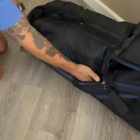 CaddyDaddy North Pole protects clubs during flights from rough handling.
