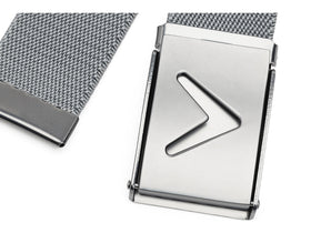 Callaway Griffin Grey belt with metal tip adds durability and refined finish.
