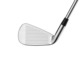 Callaway Elyte X 5 Iron in hand supports confident practice.