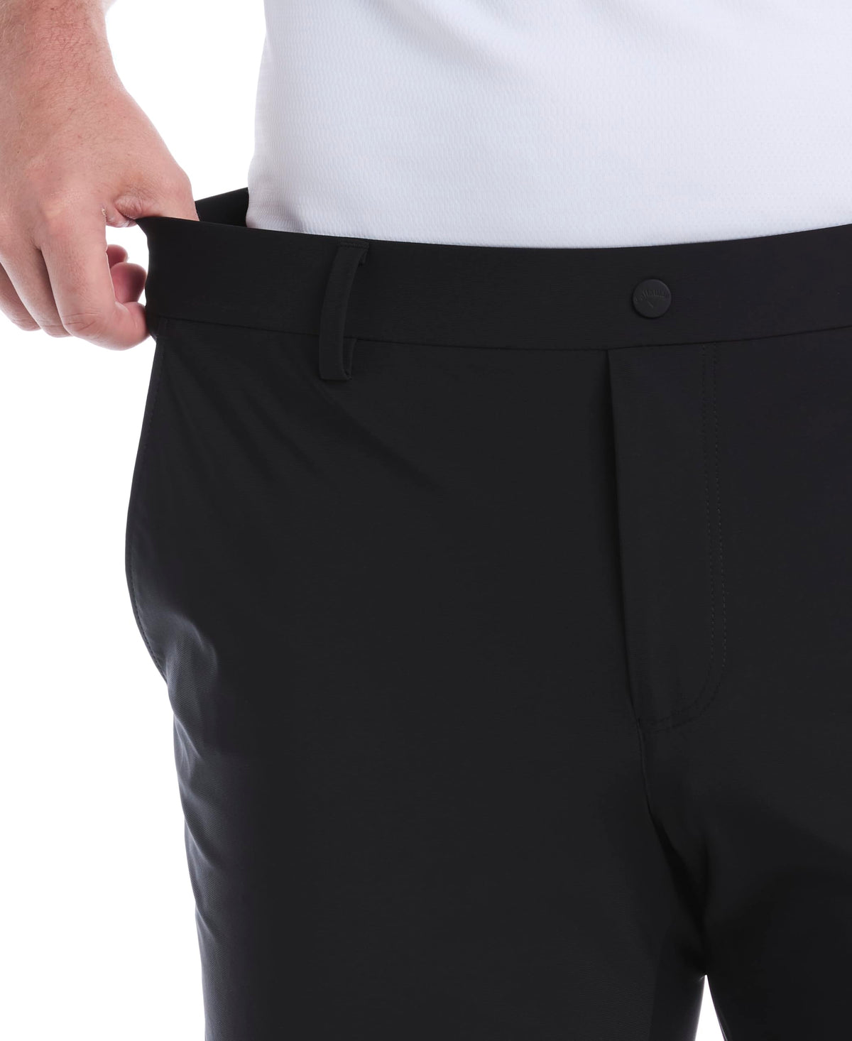 Callaway Epic shorts on course, all-day comfort during play.