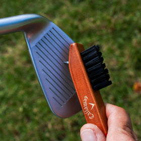 Callaway Heritage Nylon Bristles remove dirt and grass without scratching.