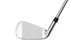Callaway Paradym AI Smoke HL 7 Iron sole; clean turf interaction.