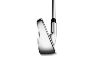Callaway Paradym X 6 Iron address position demonstrates confident alignment toward greens.