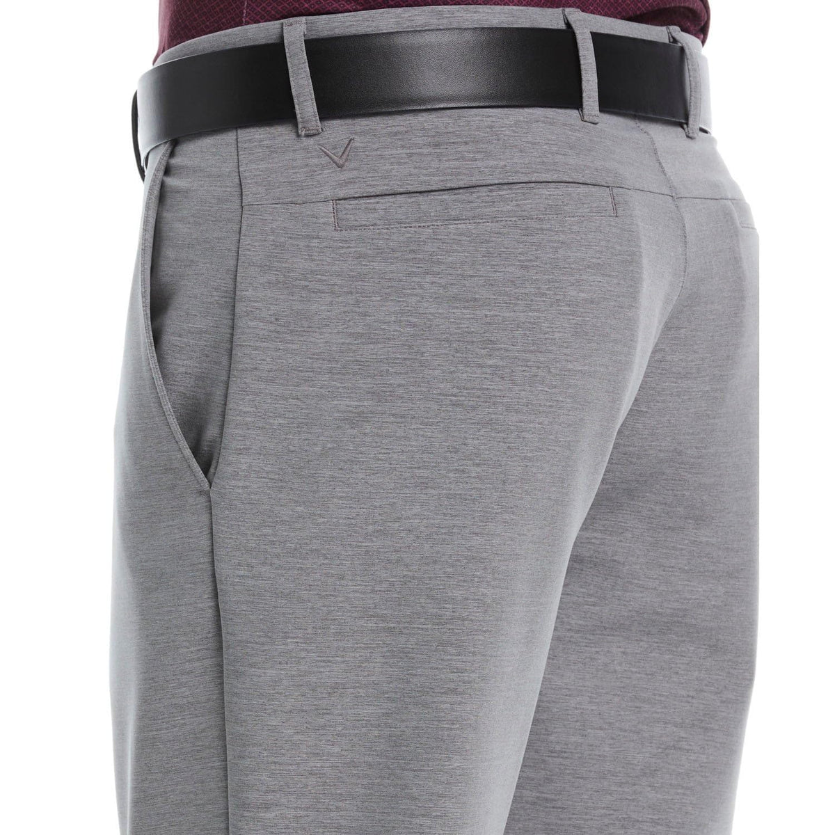 Callaway Charcoal Performance Pants deliver a modern tapered fit for clean course aesthetics.