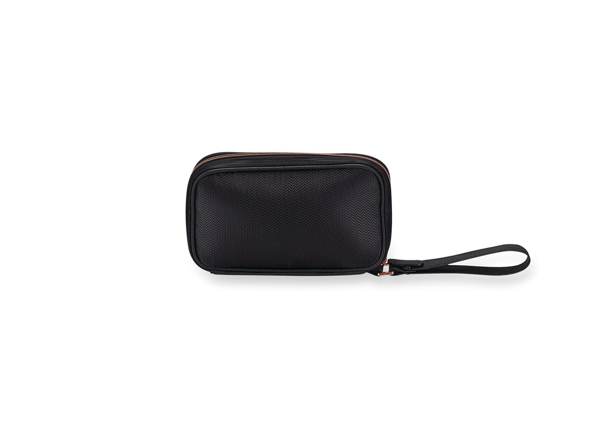 Callaway Uptown Clutch black on-bag view shows compact storage accessory in action