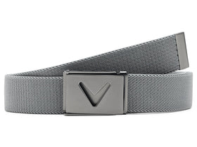 Callaway V-logo web belt with Griffin Grey buckle offers versatile on-course and clubhouse styling.