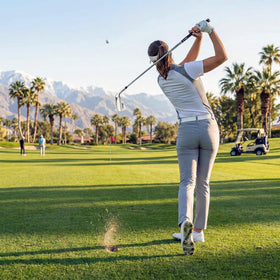 Cannon Sports soft grip wedge offers comfortable handling during swing sequences.