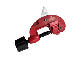 CGECGE cutting tool in use, ideal for club customization and tweaks.