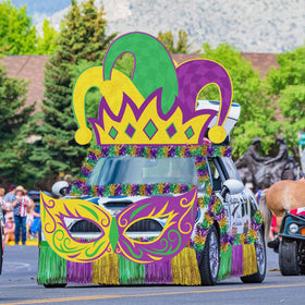 Cinrobiye parade wagon decor for quick festival setup