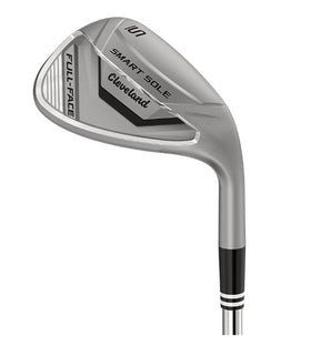 Cleveland Golf Women's Smart Sole head close-up highlights large face for added forgiveness